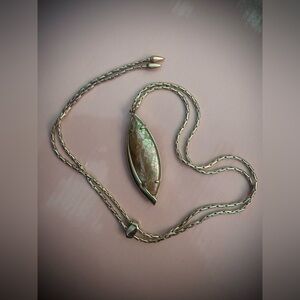 Kendra Scott Milla Mother of Pearl Gold Thick Sliding Necklace